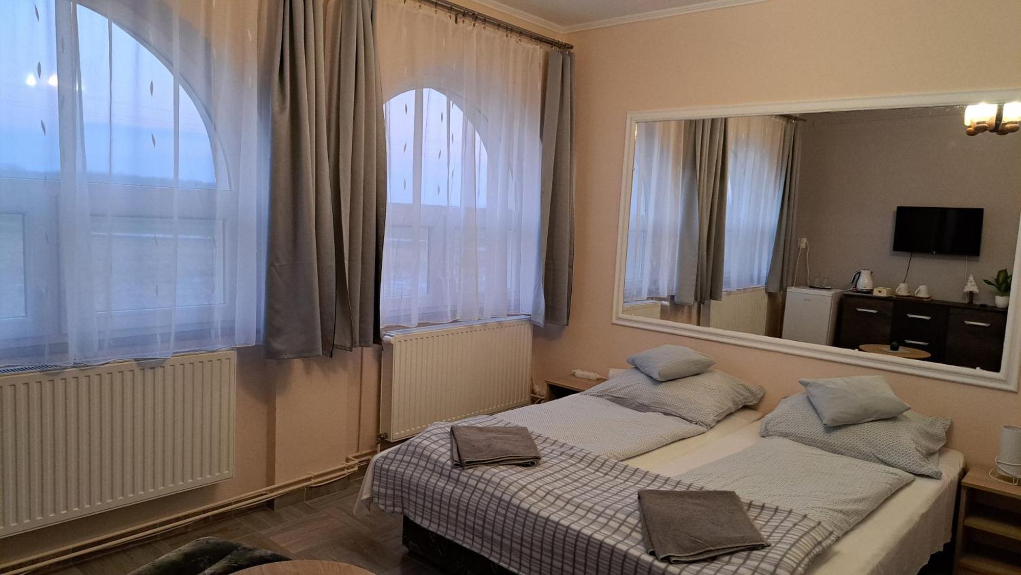 Kisdiofa Panzio Es Vendeglo Bed & Breakfast Vajdácska Exterior photo