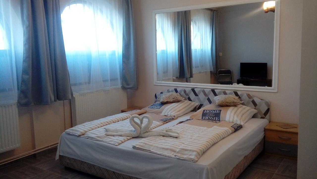 Kisdiofa Panzio Es Vendeglo Bed & Breakfast Vajdácska Exterior photo